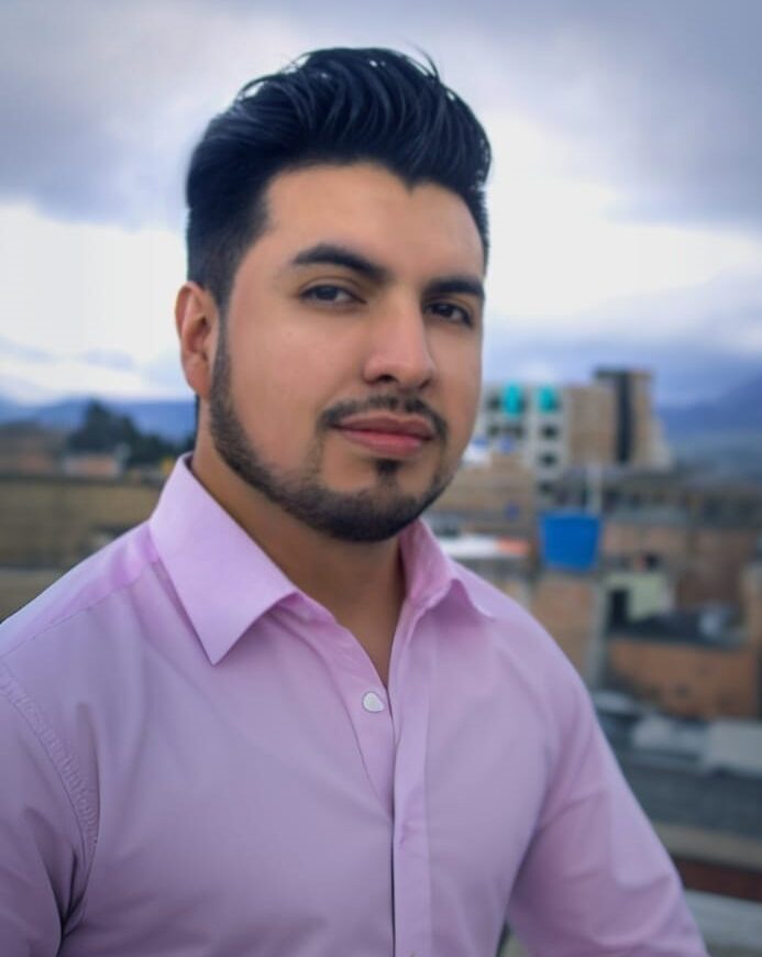 Remington Steve Hernández Velasco
